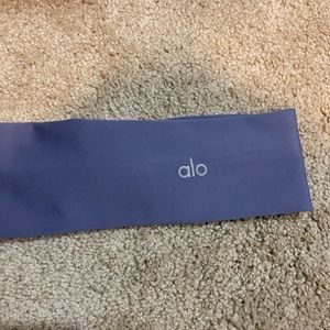 Alo Headband